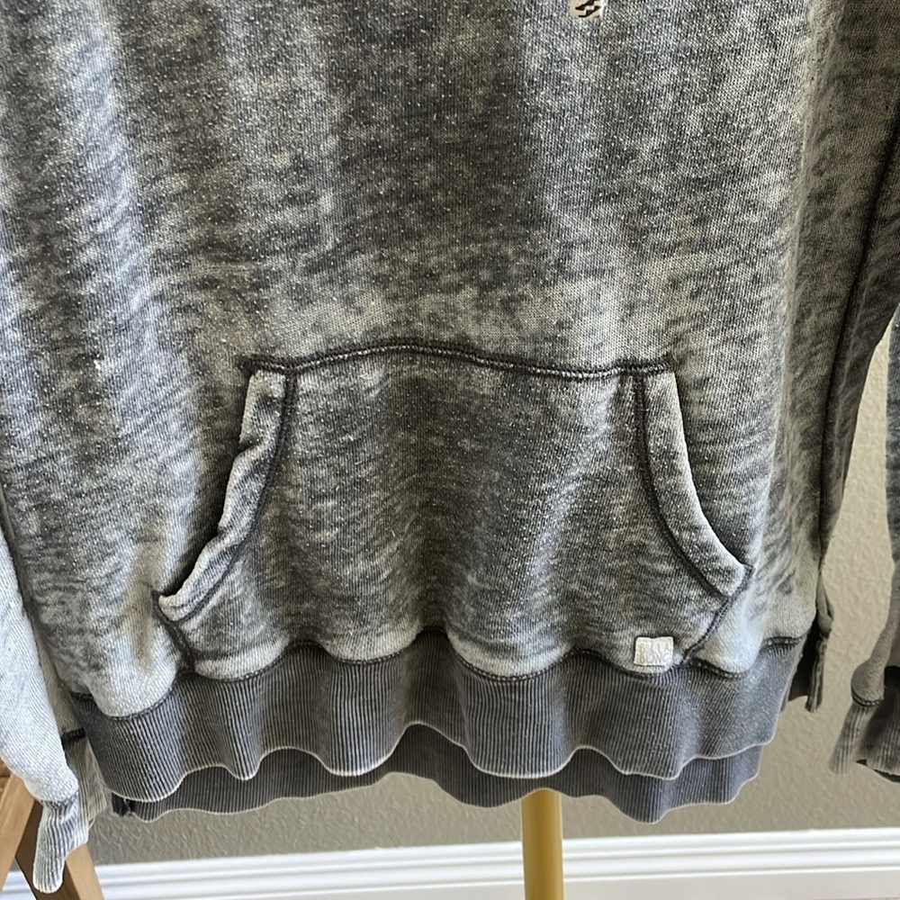 Billabong grey sweater size medium - Picture 5 of 7